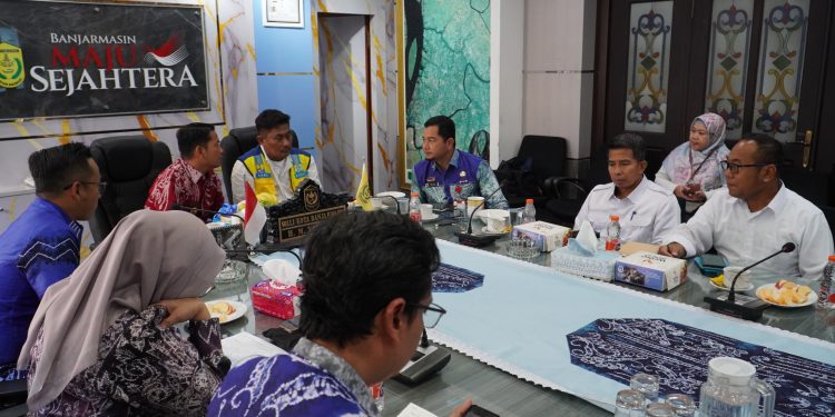 Pemko Banjarmasin Bahas Penguatan Ketahanan Air Baku dan Irigasi Bersama BWS Kalimantan III