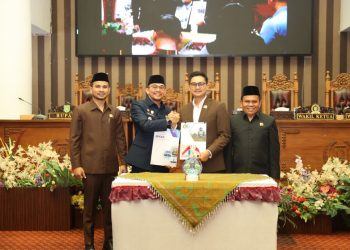 Pemkab dan DPRD Tanah Bumbu Sepakati KUA-PPAS Tahun Anggaran 2027