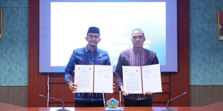 Bupati Tanah Bumbu Andi Rudi Latif dan Politeknik Transportasi Darat Indonesia-STTD Bekasi Tandatangani Kerja Sama Strategis Penguatan SDM Transportasi Darat