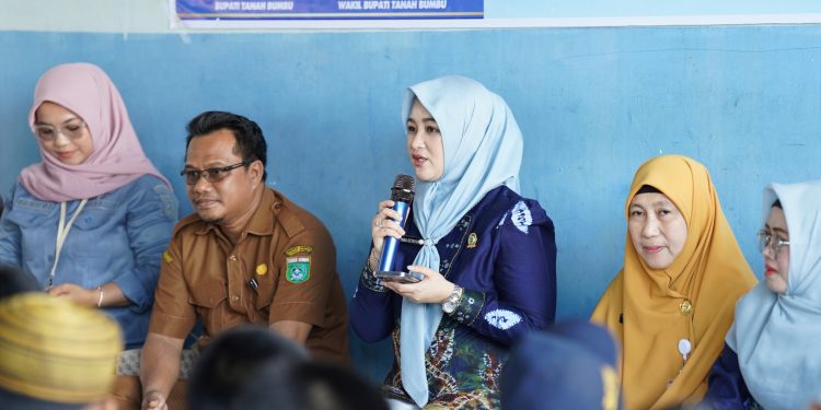 Gatriwara Tanah Bumbu Bekali Pelajar Etika dan Keamanan Bermedia Sosial